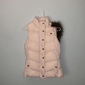 white button up puffer jacket w no sleeves